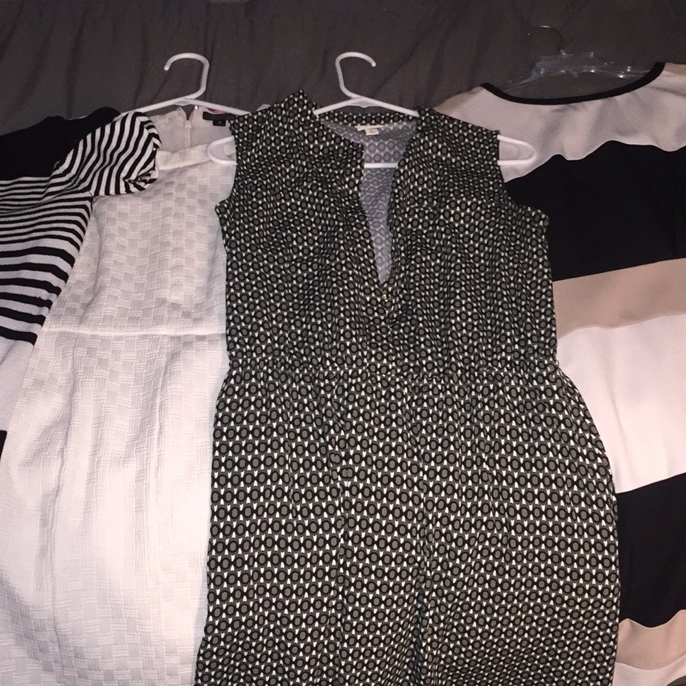 Multiple work dresses - Picture 6 of 8